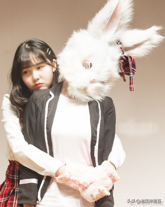 人气女团成员被换人,韩女团成员年龄差