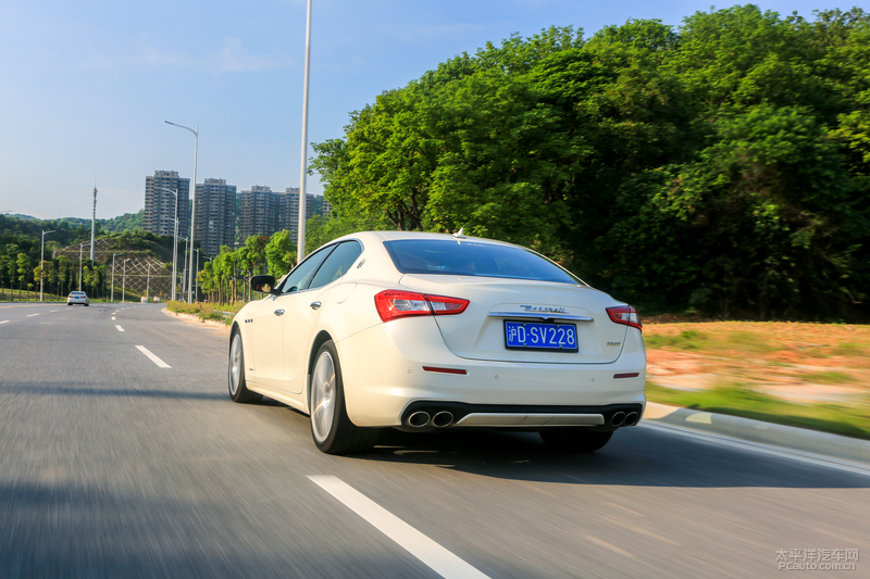 玛莎拉蒂ghibli和s350,玛莎拉蒂ghibli测试评价