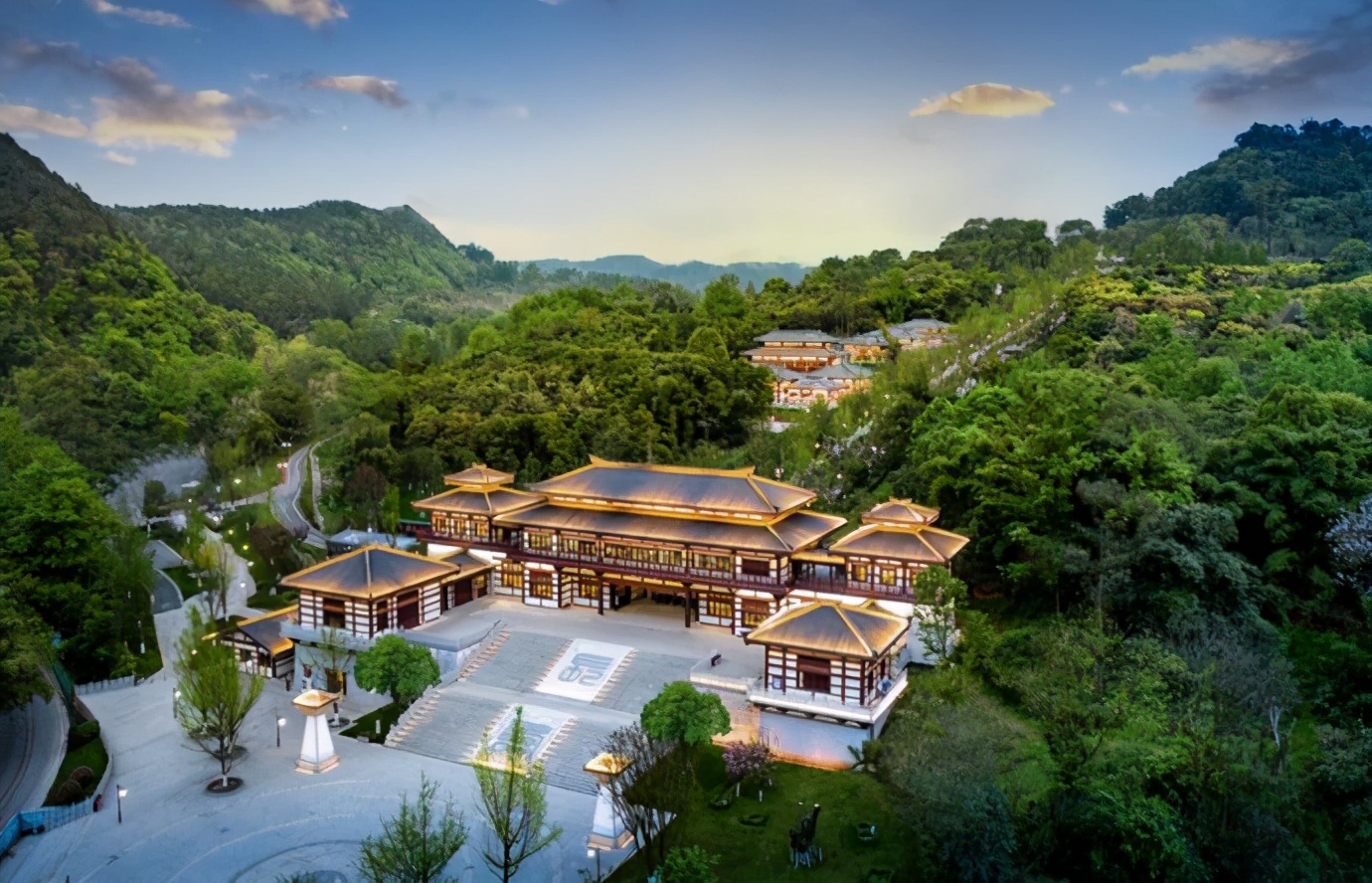 视野丨康养与烟火并肩的双面江口