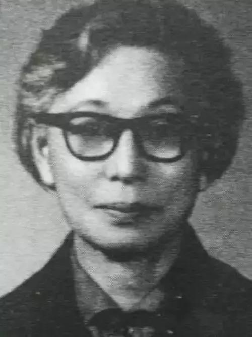 上海最后一个贵族名媛,即使生活再潦倒,也要保持自身的优雅