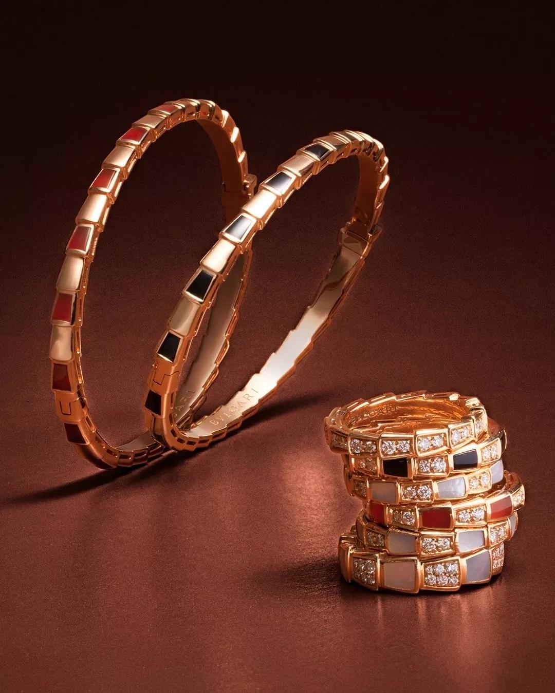 适合年轻人戴的黄金项链转运,如何佩戴适合自己的首饰转运