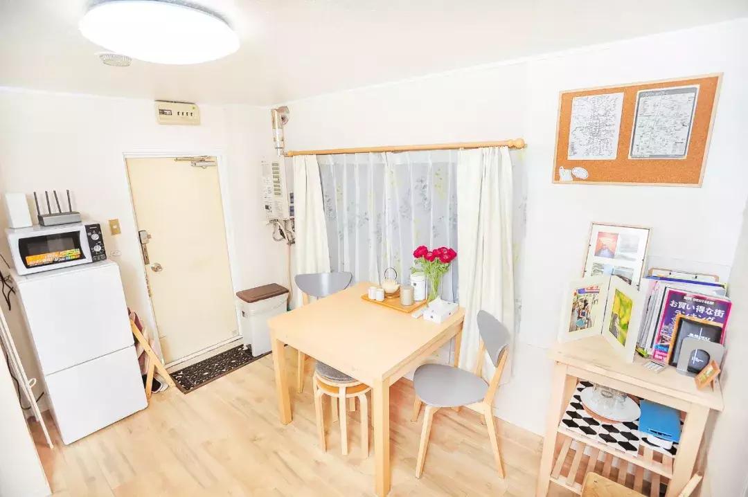 上海夫妻打工20年买了一套房子,80后小夫妻300万买下日本一栋楼