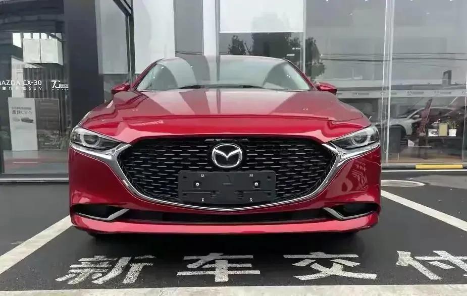 马自达3昂克赛拉2021款2.0质雅版,2022款马自达3昂克赛拉2.0落地价