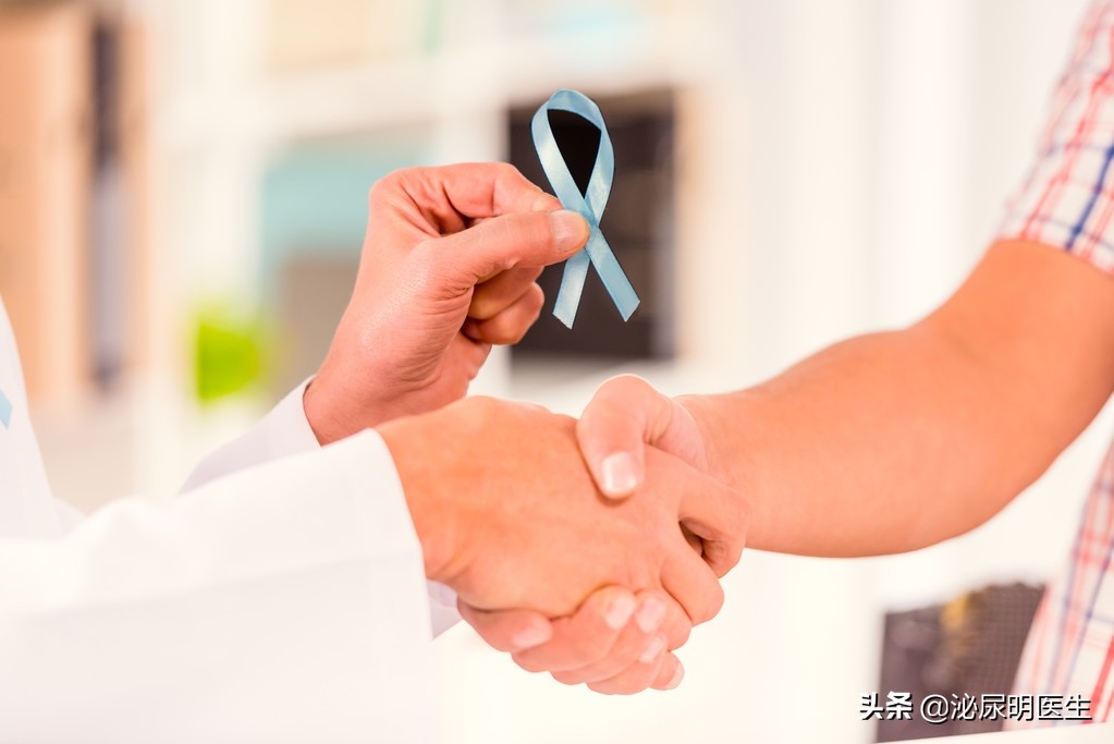 充分利用人体自然通道口鼻尿道肠道和阴道的内窥镜和腹腔镜技术