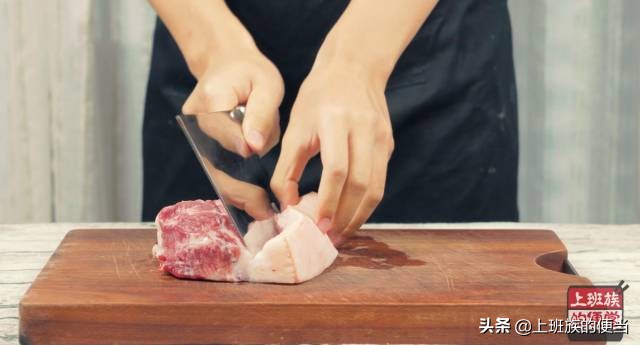 肉丸怎样做才外酥里嫩,肉丸怎样做嫩滑不柴