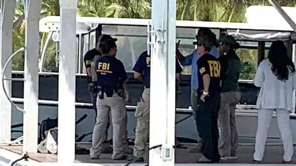 美国富豪“淫媒”死亡,“*奴性**岛”牵涉多少政要权贵?