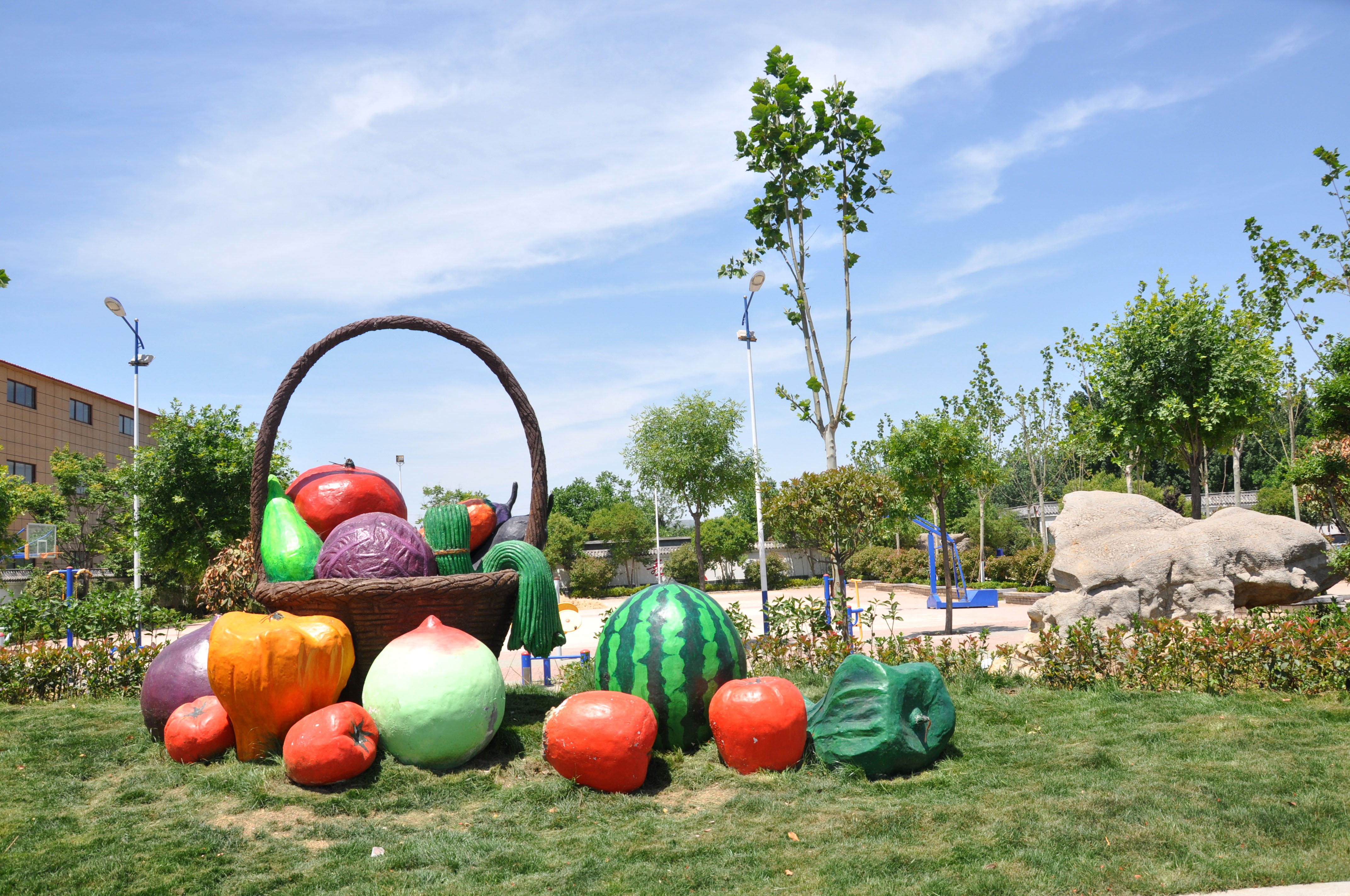 把城市建设成美丽花园,山东枣庄巨山街道东泰花园