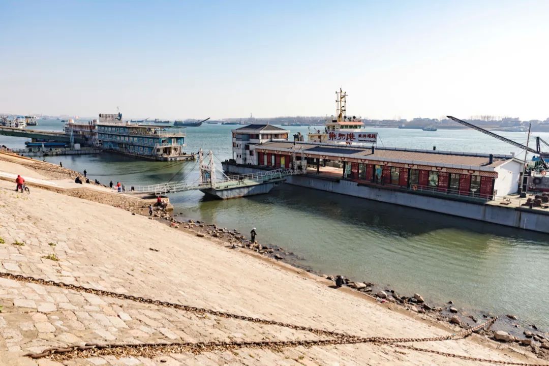 长江边好吃的地方,长江流域最好吃的城市