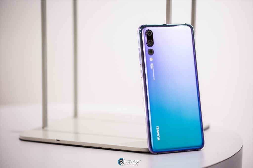 iphone近三年旗舰机型谁更强,2018年iphone发布了几款新手机