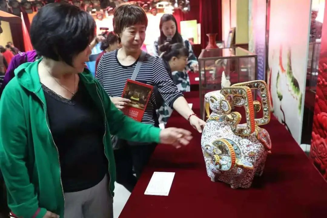 鍖犲績浼犲鍝佺墝,鍖犲績浼犲鏂囧寲