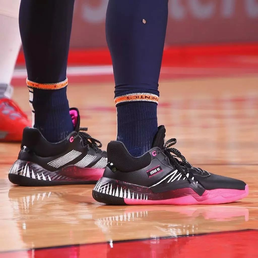 OFFWAY本周潮流资讯|“门外汉”Virgil喜提时尚大奖！