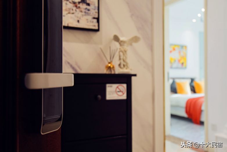 苏州东方之门最高级公寓,苏州东山风景最好的民宿前十名