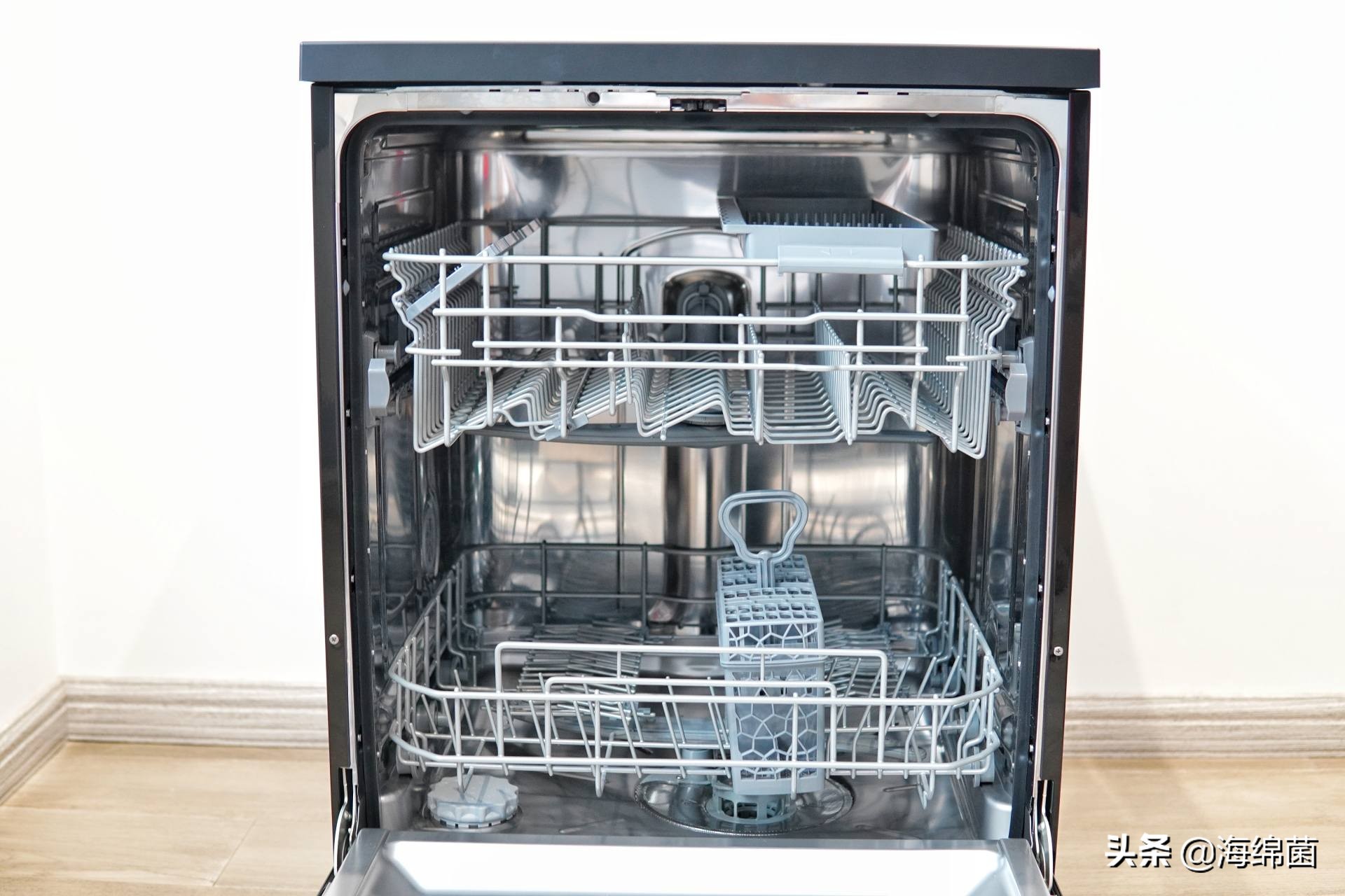 海尔家用晶彩洗碗机,海尔洗碗机晶彩w20怎么样