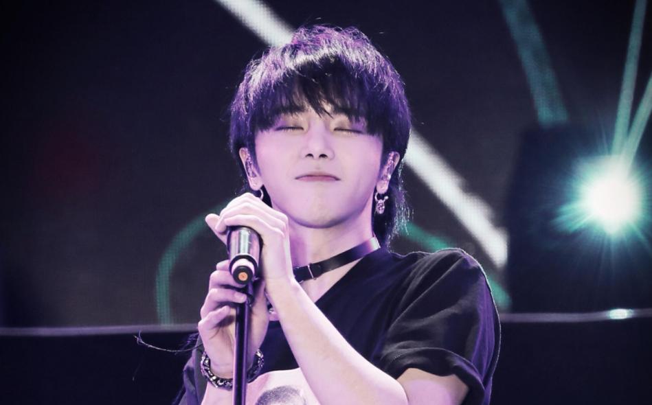 邓典和华晨宇唱歌,华晨宇评论邓典