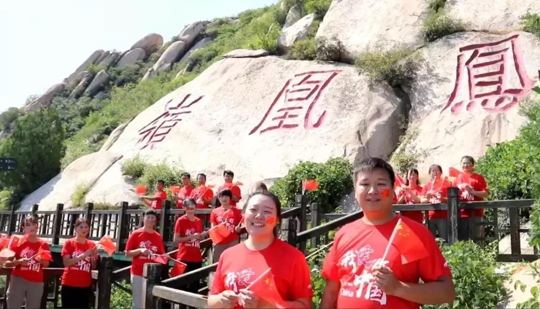 祝福祖国简短视频,那些让你为祖国热泪盈眶的瞬间