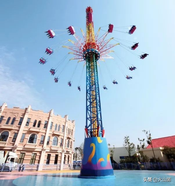 逃离高温“熔炉”，南方的夏天就该玩雪