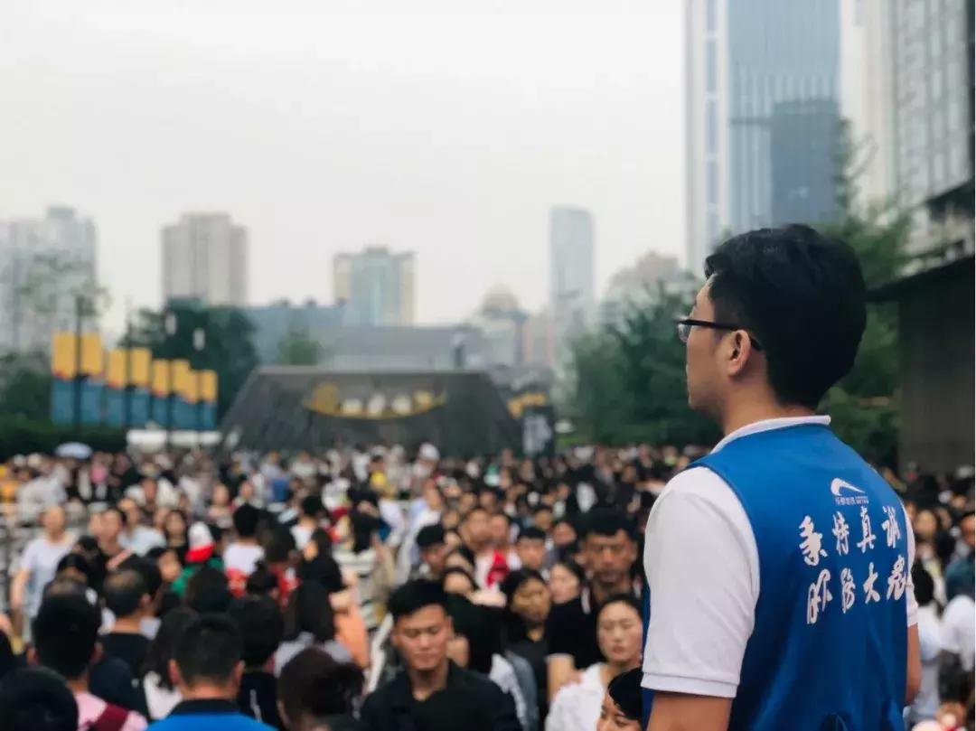 什么是地铁什么是轻轨,什么是地铁什么是高铁