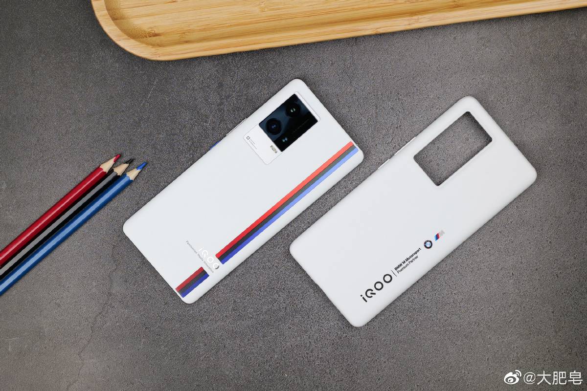 iphone13还值得买吗最新,目前iphone13还值得入手吗