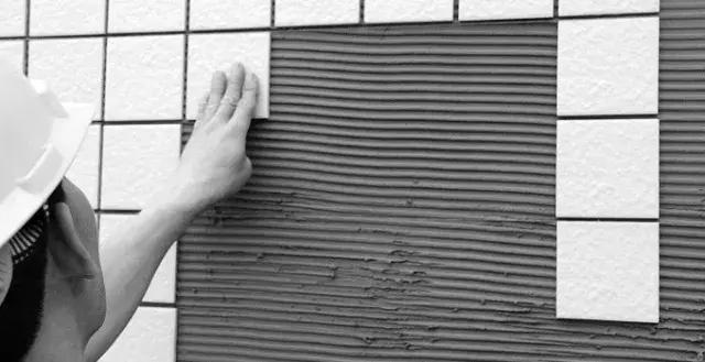 瓷砖胶和水泥混贴会掉吗,瓷砖胶和水泥效果一样吗