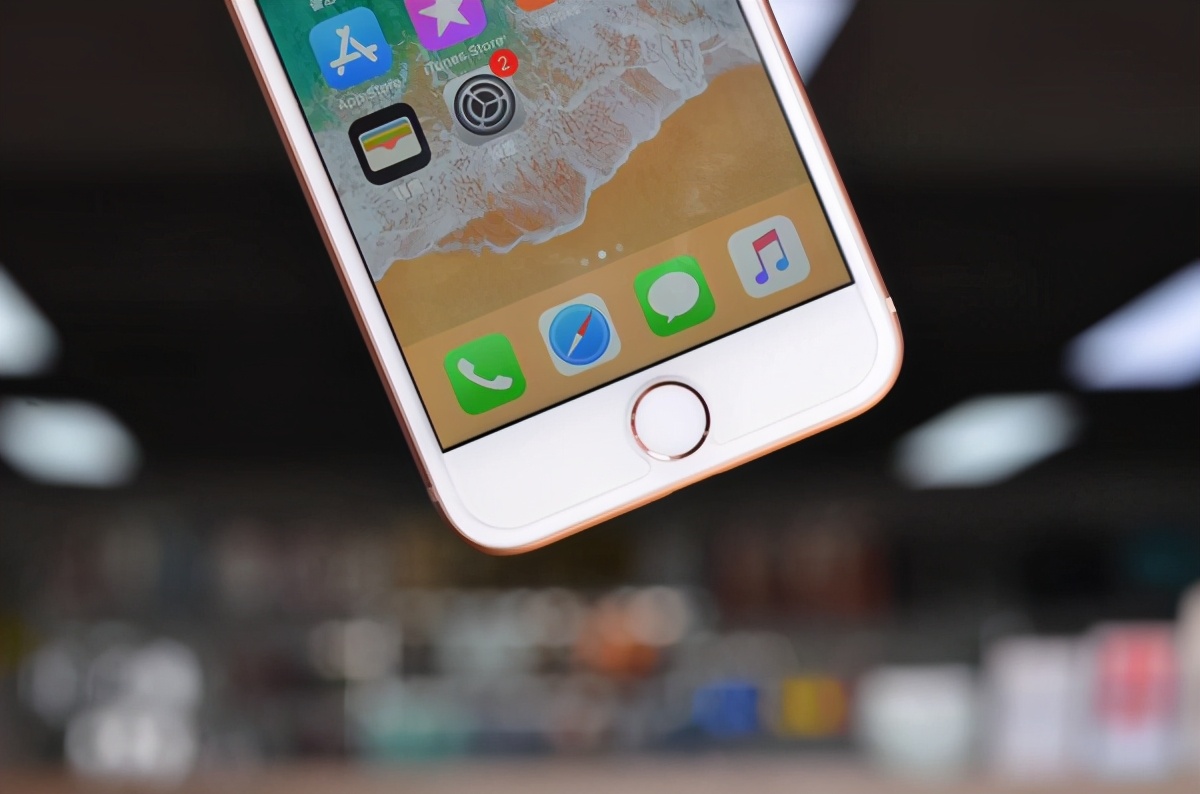 苹果官换机和新机哪个值得买,苹果的官换机值得购买吗