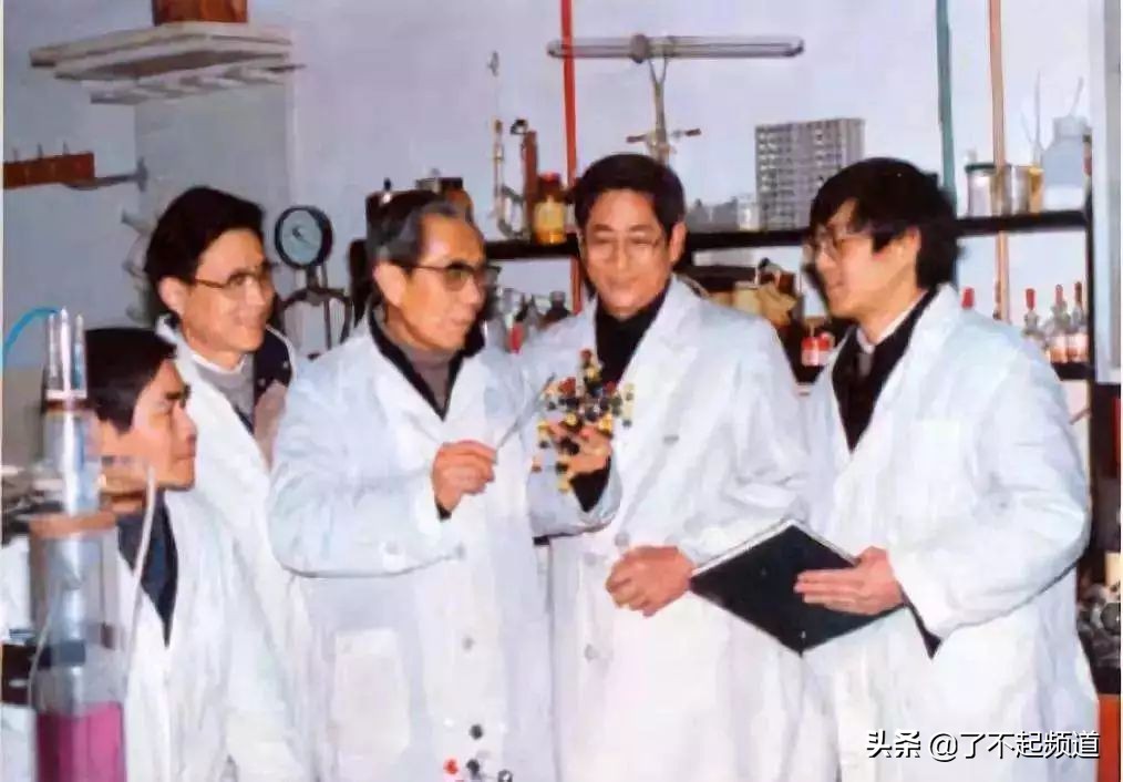 中国科学家获诺贝尔奖,三无科学家获诺贝尔奖视频