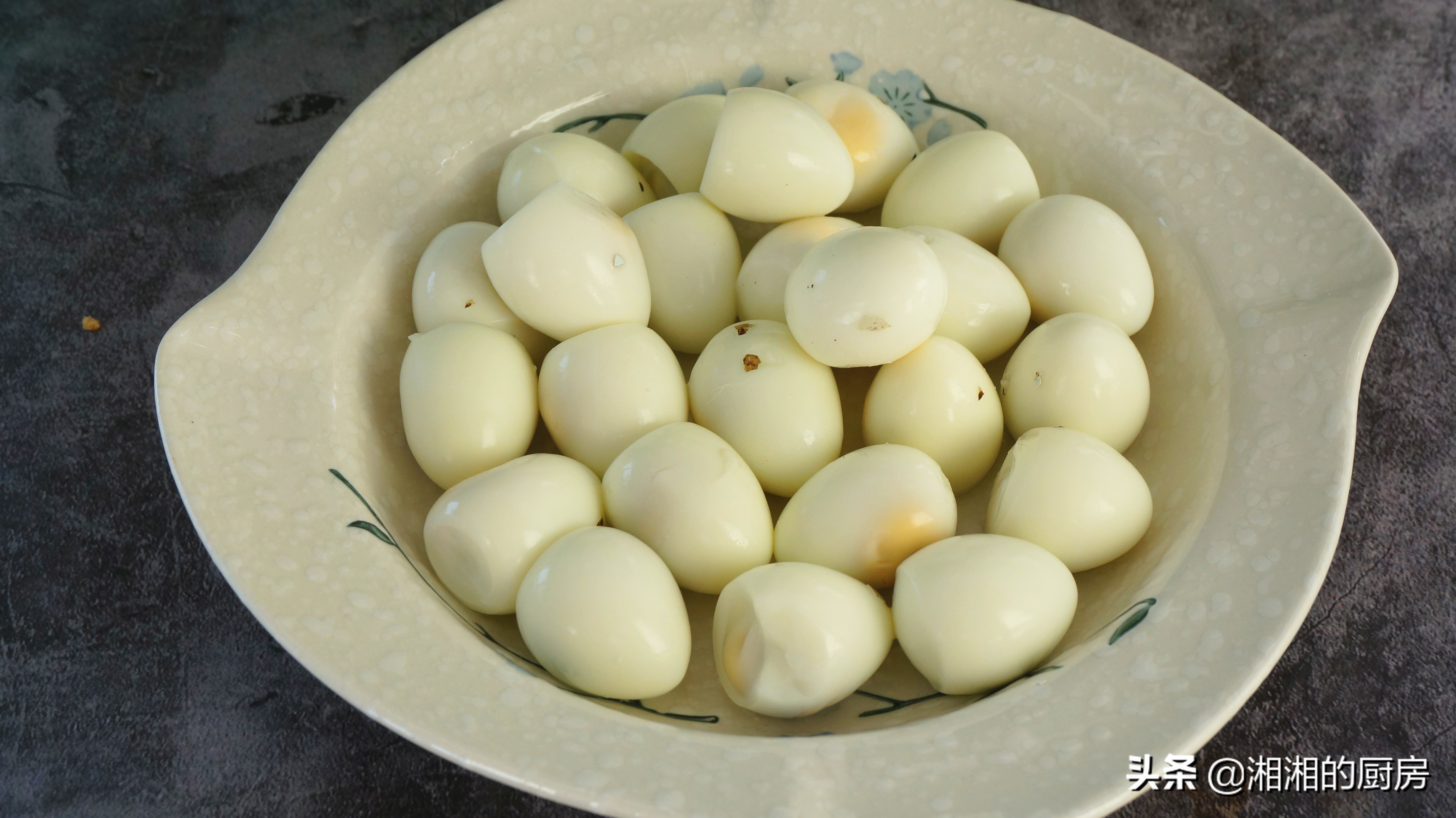 怎样剥鹌鹑蛋好剥也不会剥烂,怎样剥鹌鹑蛋又快又好