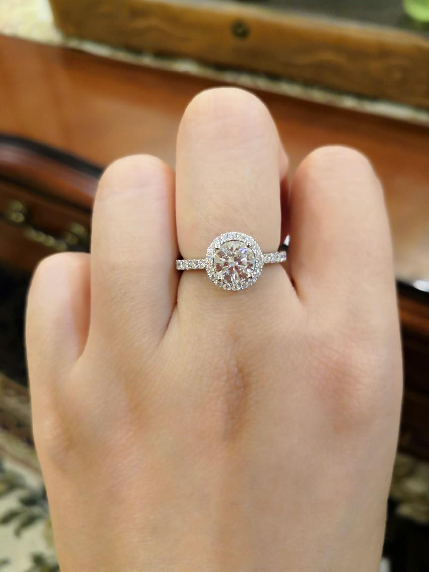 第一次买钻戒必懂的常识,第一次买钻戒应该注意些什么呢