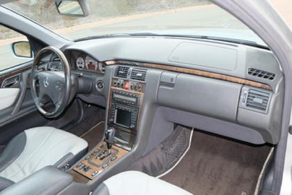 最强的amg四门跑车,最强amg四缸机