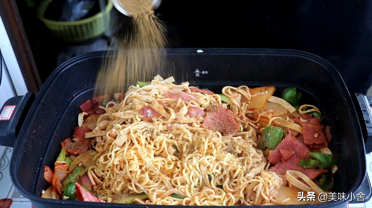 方便面不要番茄怎么做才好吃,方便面不用锅做的正确吃法