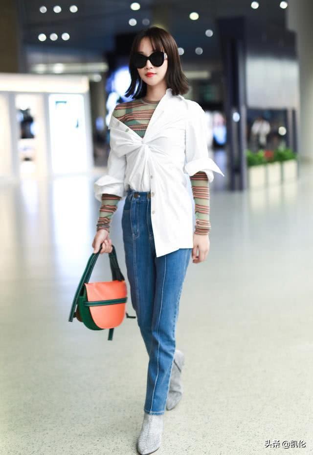 蓝盈莹制服身材照,蓝盈莹街拍露脐装