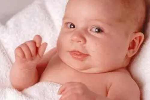 宝宝发出这5个信号时父母要注意,宝宝的求救信号一定要读懂