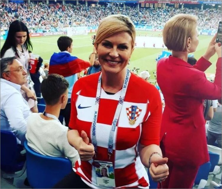 炸碎，灭门、逃难、流血，你无法想象金球奖“魔笛”经历过什么