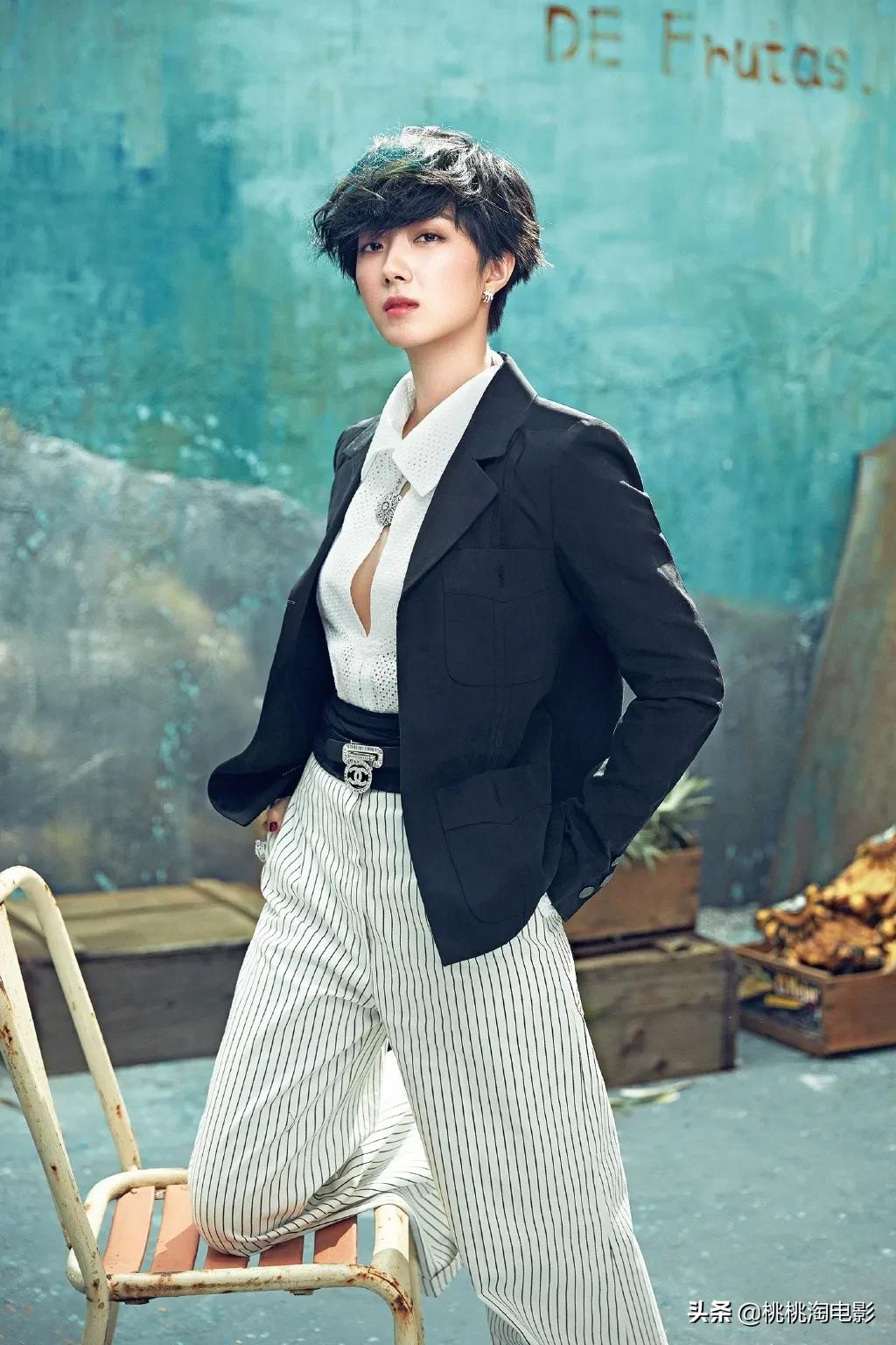 台湾明星桂纶镁时尚写真图片,桂纶镁慵懒生活照