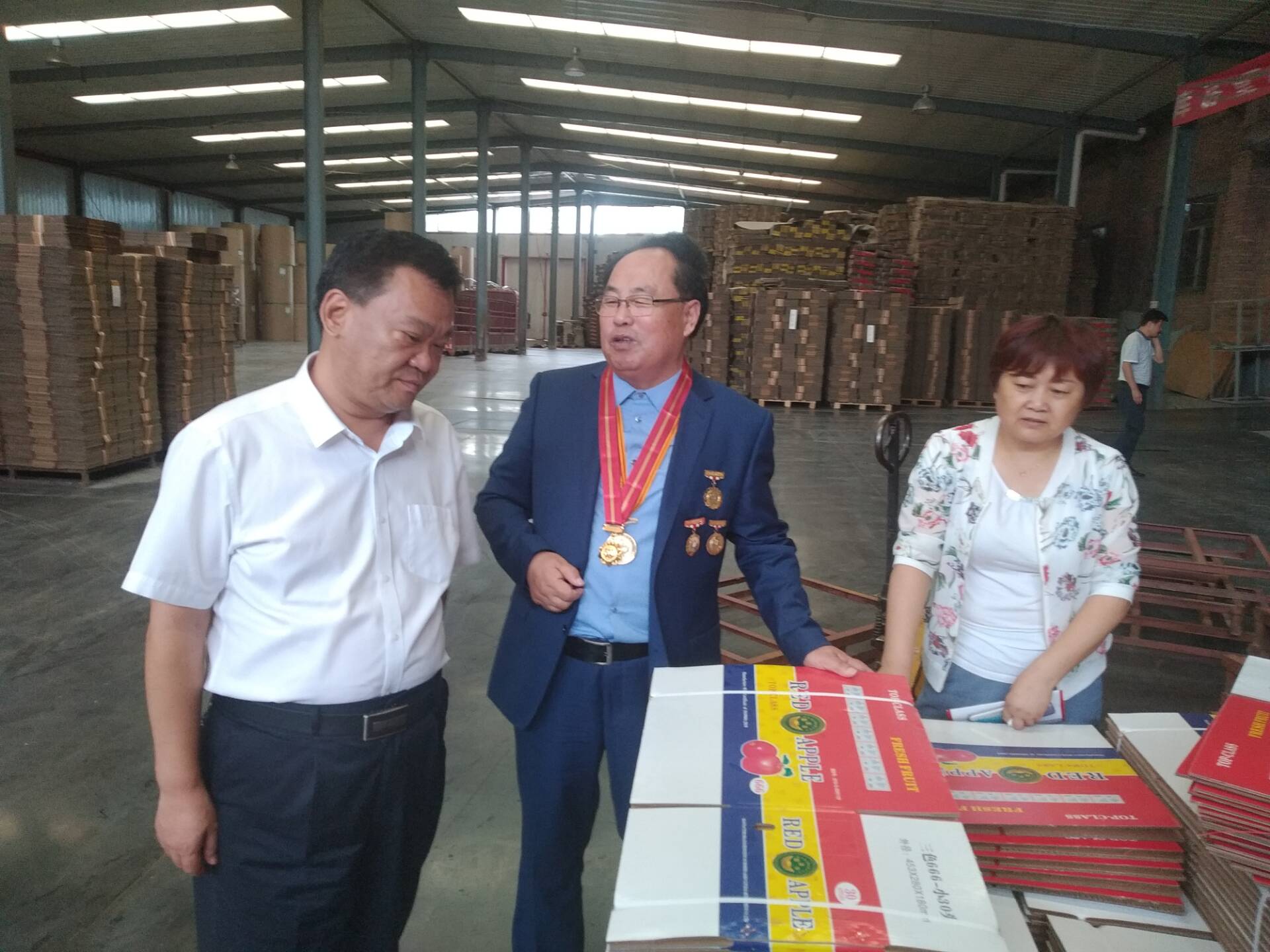 鍜搁槼褰╁嵃鍖呰浠锋牸,鍜搁槼褰╁嵃鍖呰