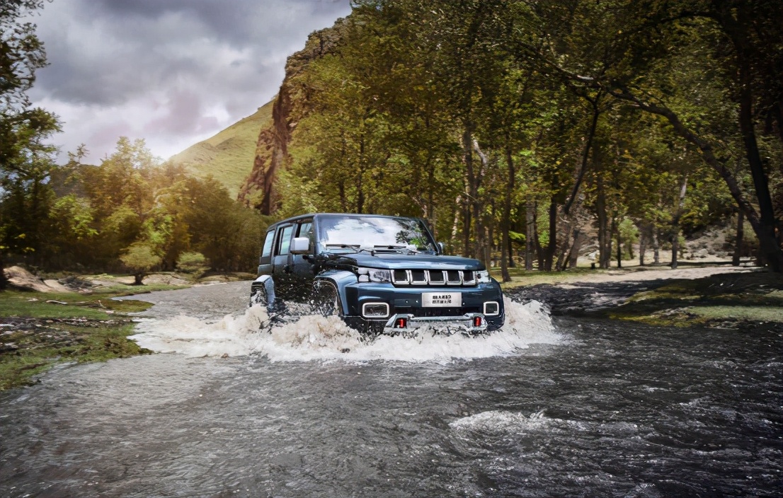 硬核越野就开北京bj40,真正玩越野的人都去买北京bj40