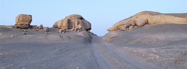 徒步西藏敦煌攻略,徒步走敦煌莫高窟