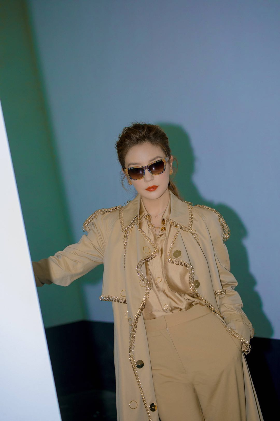 赵薇麻花辫发型,赵薇的各种发型