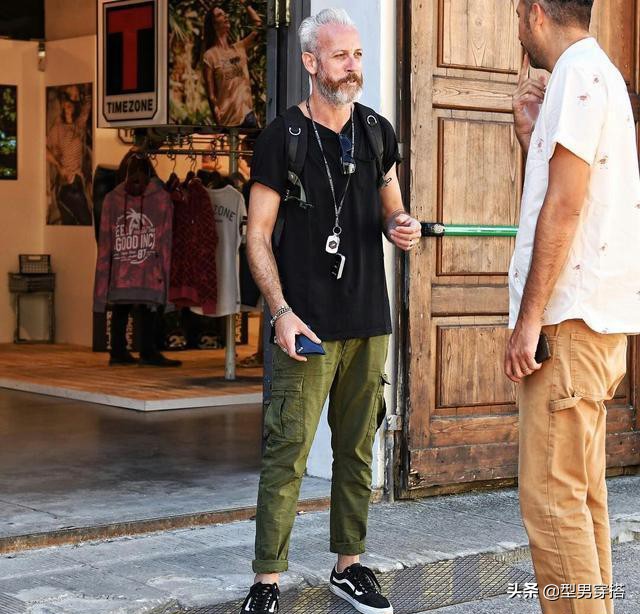 矮个子直筒工装裤男生穿搭,男生工装裤怎么穿不显腿短