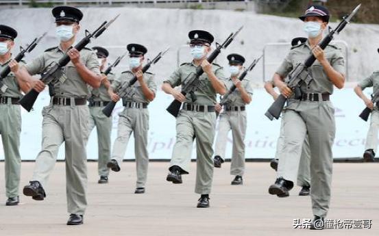 香港警察用什么步枪,ak47第一次阅兵