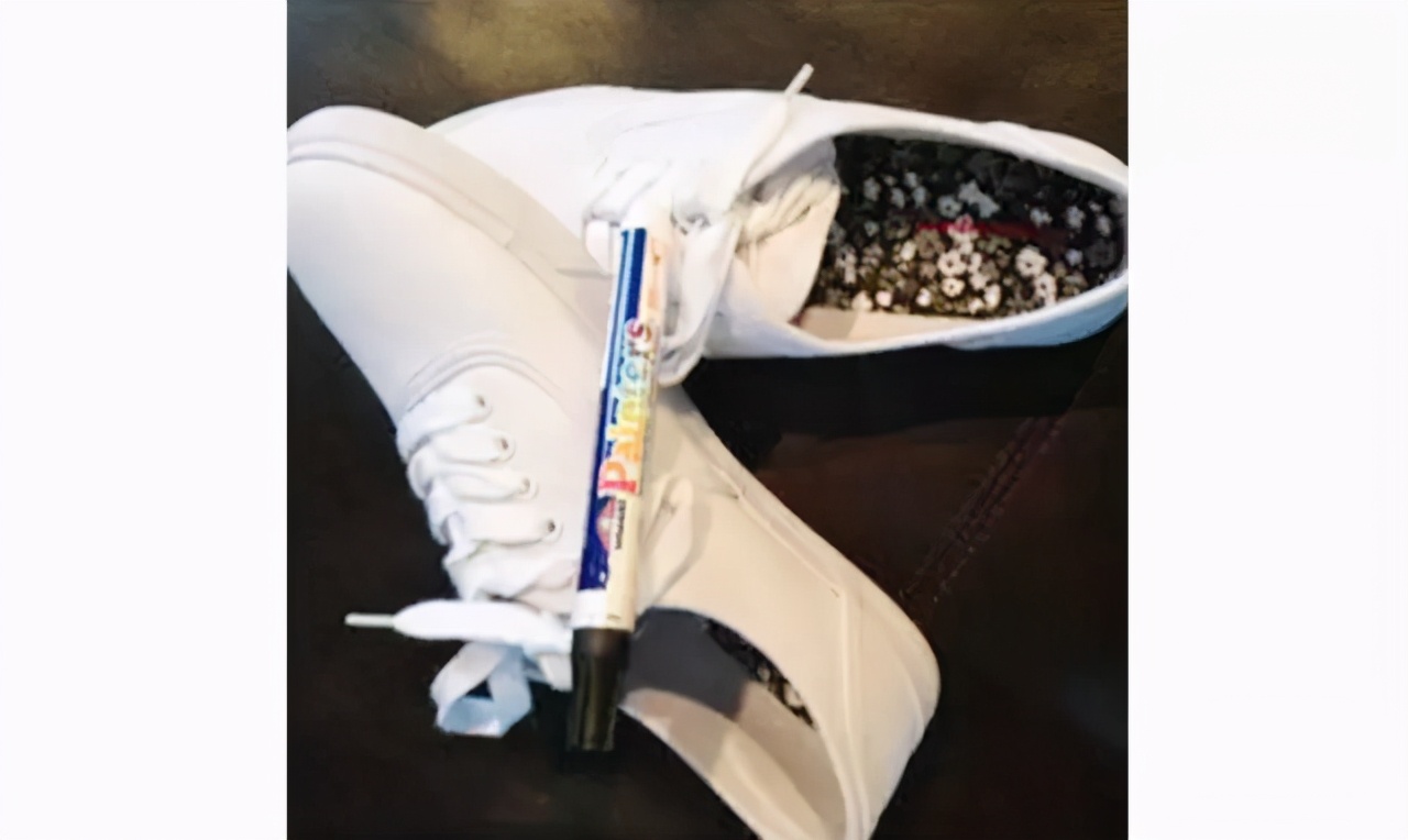 穿腻了小白鞋可以这样来改造,教你把小白鞋变潮流