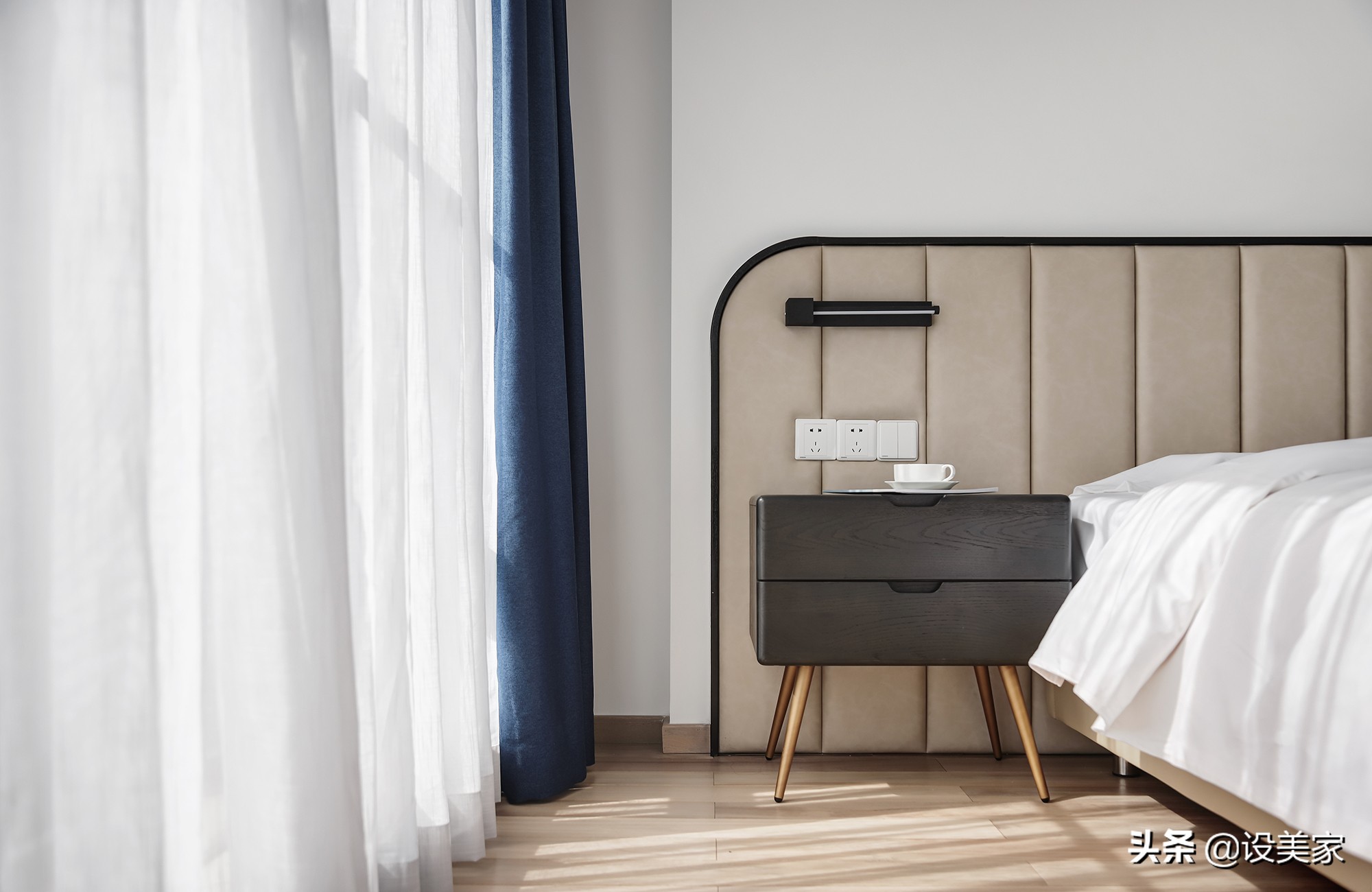 入户门对厨房和餐厅怎么化解最好,厨房窗户采光差怎么办