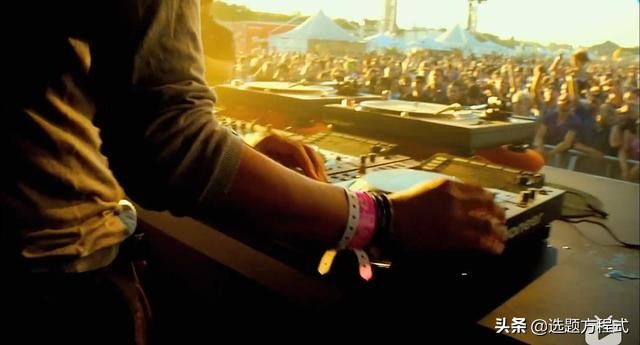 客户难以拒绝的视频创意:15个案例教你用纪录片的方式讲营销故事