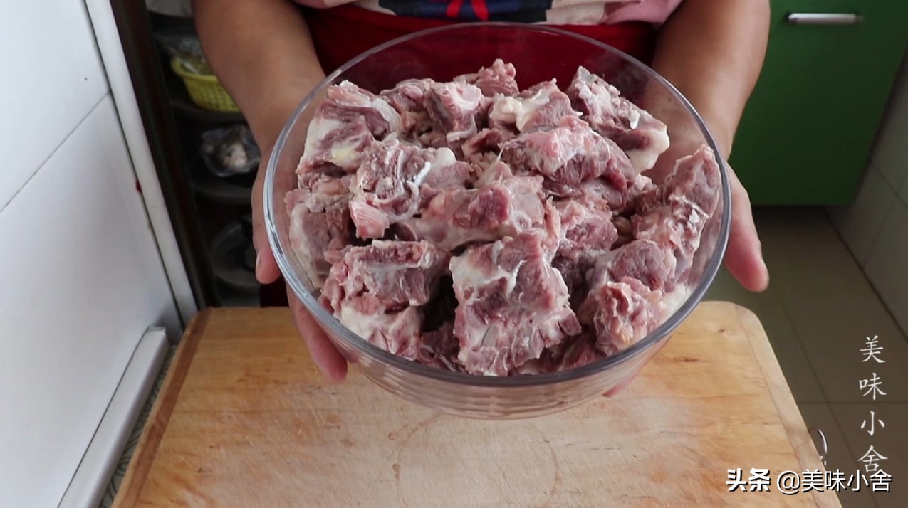 教你大骨头最好吃的做法,大骨头怎么做吃了不会胖