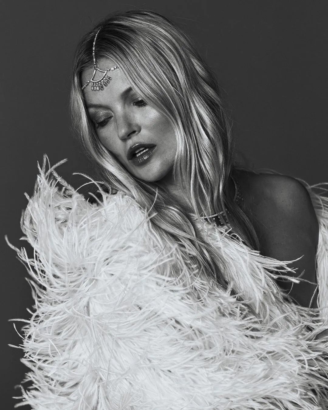 katemoss超模,47岁传奇超模katemoss海滩照片