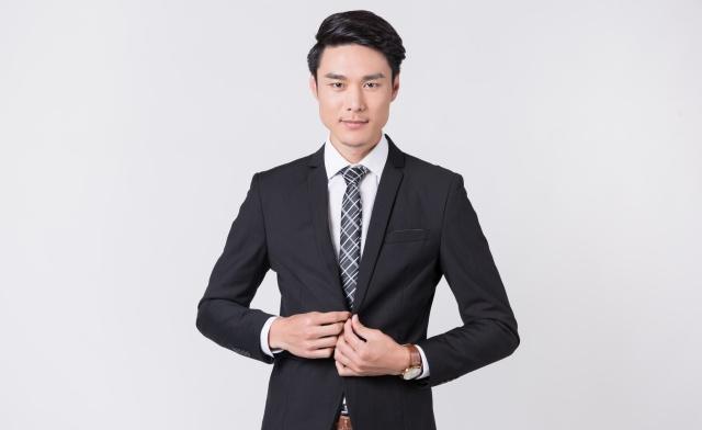 心理学一个人城府变深的五个迹象,心理学城府深的人表现