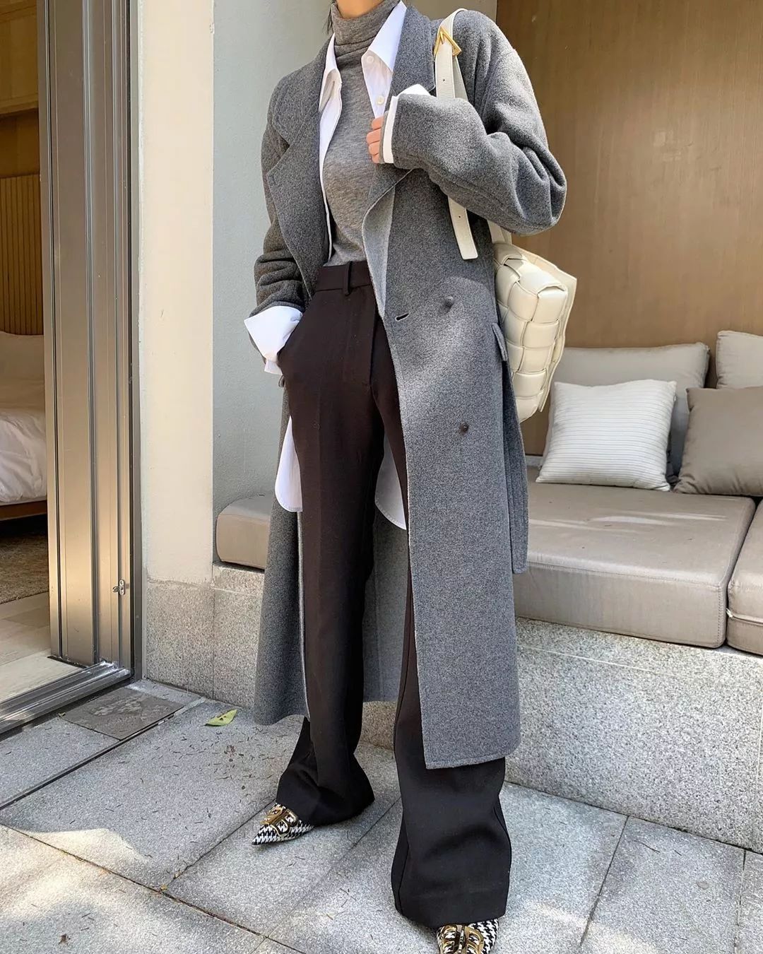 买错一件「长大衣」，真的想当场去世