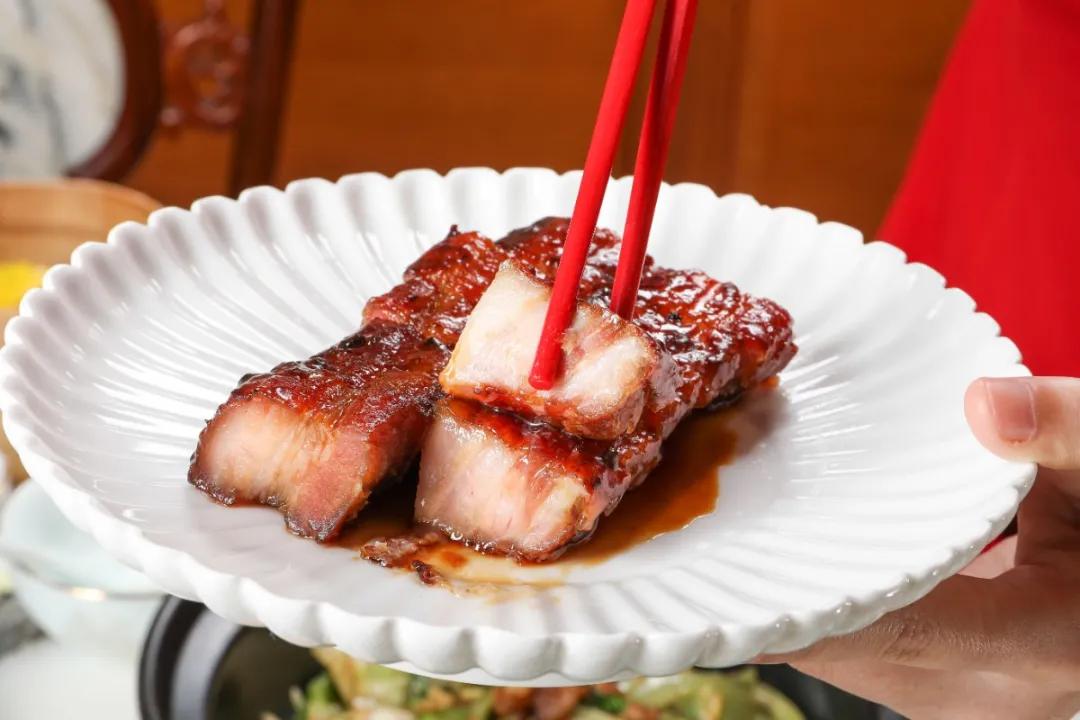 在上海品尝传统囍宴香港味道，感受六七十年代的老香港