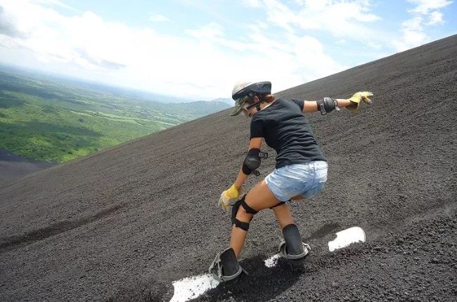 适合玩滑沙的地方,滑沙哪里最好玩