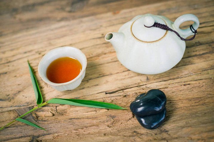 如何和爱猜疑的人相处,与人交往识人技巧