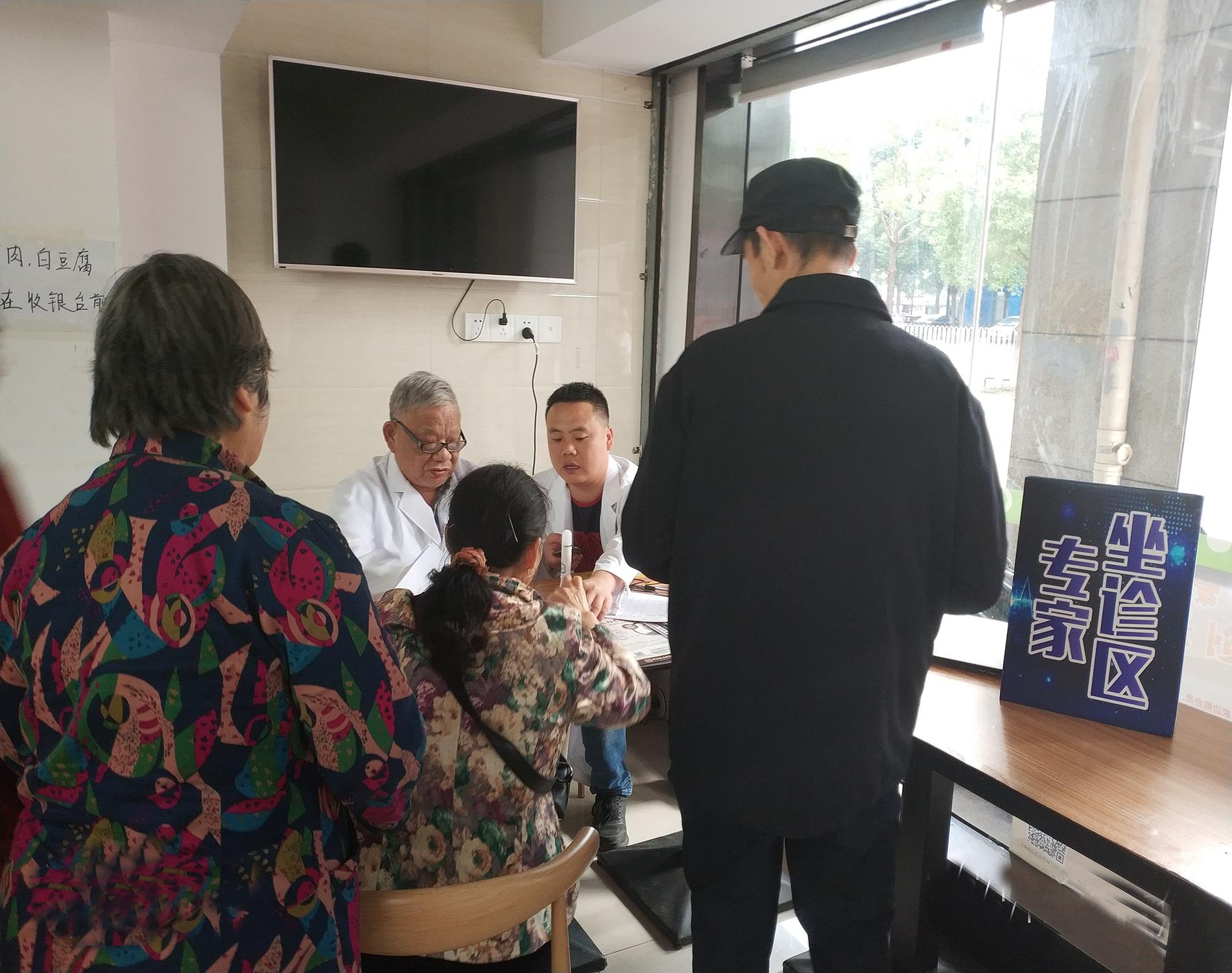 家边购与“沃”同行公益活动：打造更优质的客户体验